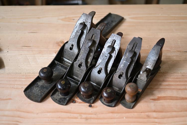 Five Stanley metal-bodied woodworking planes